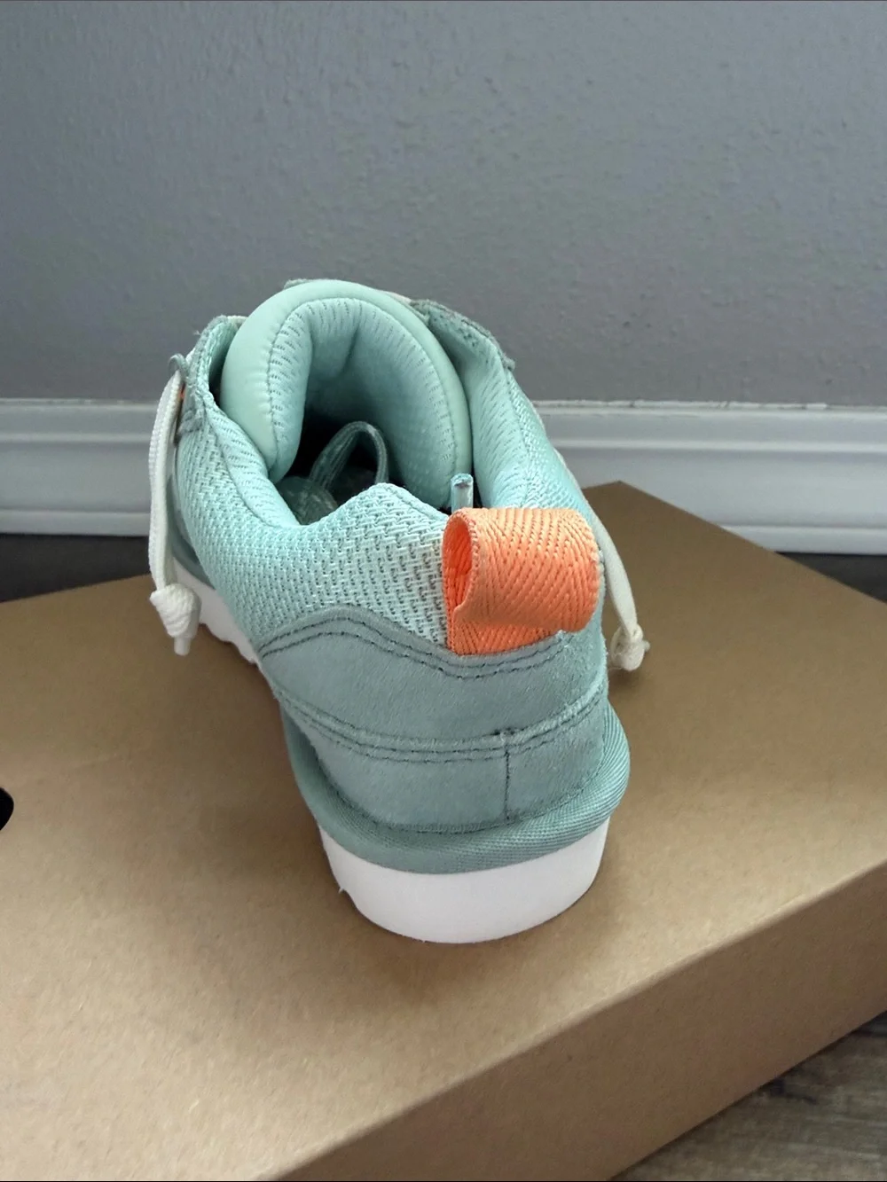 UGG women’s Mint Green and Peach Accent Lace-Up Sneakers - Picture 9 of 10